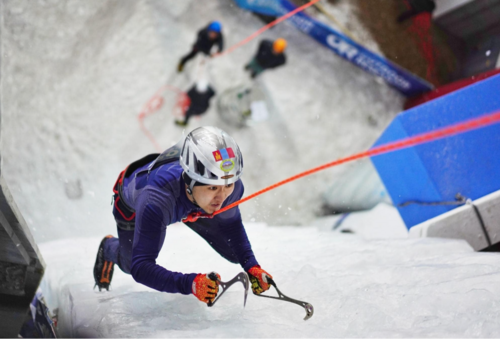 Монголын уулчид мөсөнд авиралтын дэлхийн цомд өрсөлдөнө